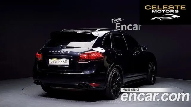 PORSCHE Cayenne 4.8 GTS 2013 — photo 2 sur 20