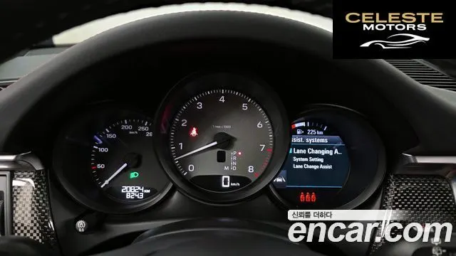 PORSCHE Macan 2.9 S 2022 — photo 8 sur 20