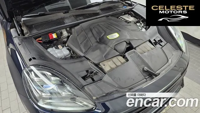 PORSCHE Cayenne (PO536) 3.0 E-High 2020 — photo 6 sur 20