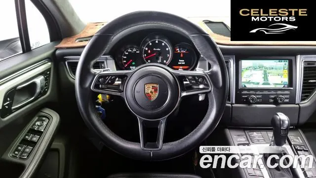 PORSCHE Macan 3.6 Turbo 2015 — photo 13 sur 26