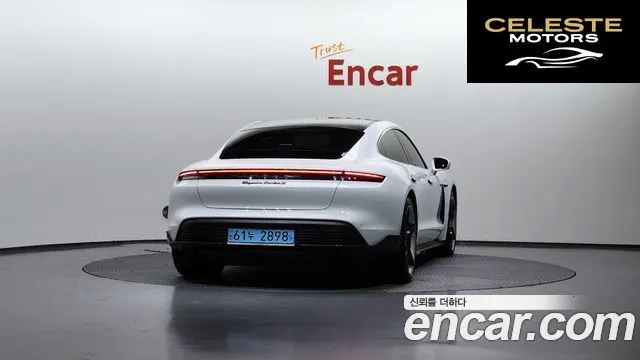 PORSCHE Taycan Turbo S 2021 — photo 4 sur 26