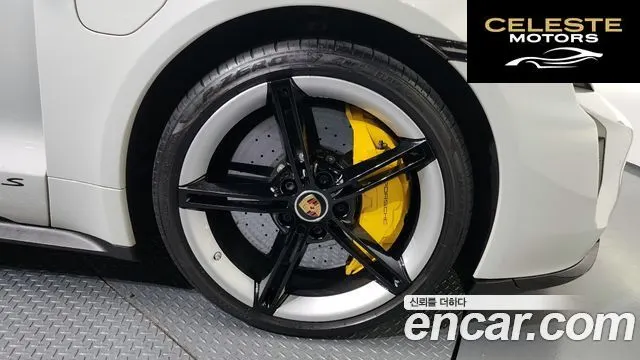 PORSCHE Taycan Turbo S 2021 — photo 5 sur 26