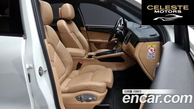 PORSCHE Macan 2.0 2018 — photo 11 sur 20