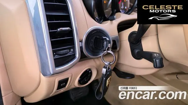 PORSCHE Cayenne 3.0 2013 — photo 17 sur 26