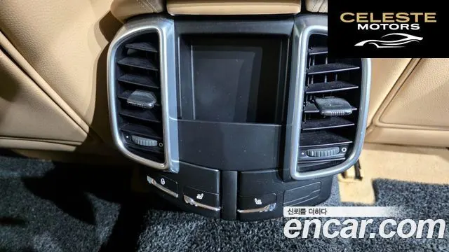PORSCHE Cayenne 3.0 2013 — photo 19 sur 26