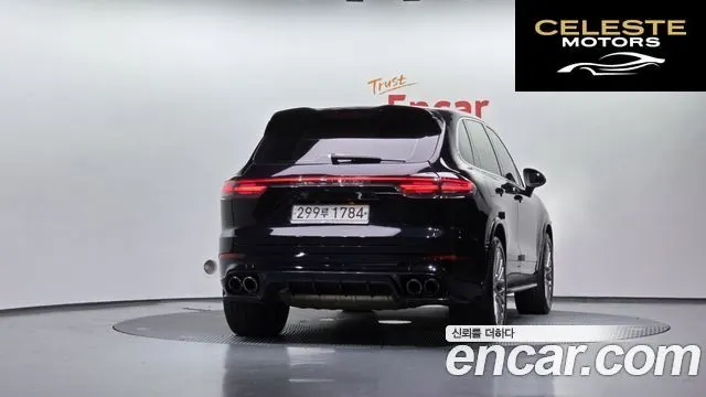 PORSCHE Cayenne 3.0 2013 — photo 4 sur 26