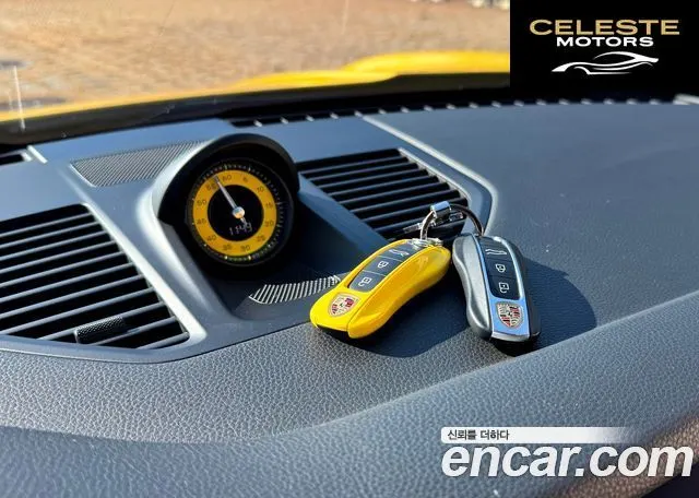 PORSCHE 911 (992) Carrera 4S 2020 — photo 14 sur 26