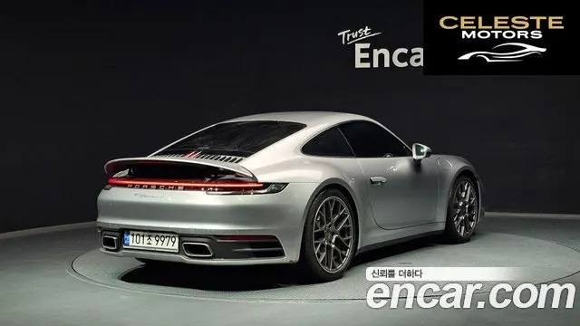 PORSCHE 911 (992) Carrera 4 2020 — photo 2 sur 20