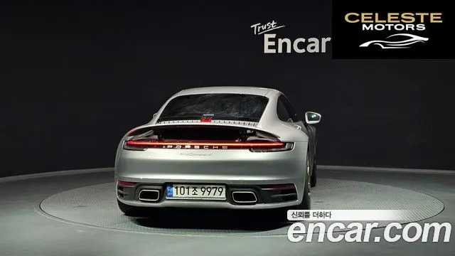 PORSCHE 911 (992) Carrera 4 2020 — photo 4 sur 20
