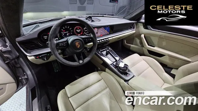 PORSCHE 911 (992) Carrera 4 2020 — photo 7 sur 20