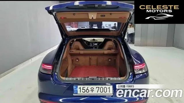 PORSCHE Panamera (971) 4.0 GTS 2023 — photo 8 sur 18