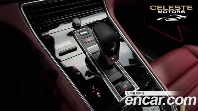 PORSCHE Panamera (971) 3.0 AWD 2018 — photo 9 sur 20