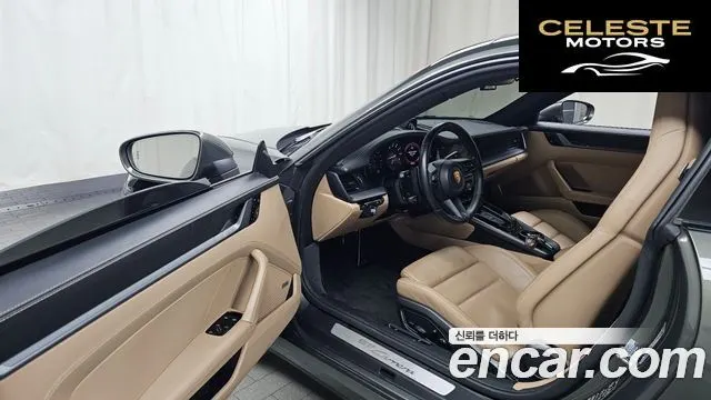 PORSCHE 911 (992) Carrera 2021 — photo 10 sur 26