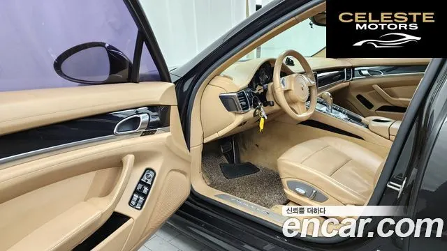 PORSCHE Panamera 4.8 4S 2010 — photo 10 sur 20