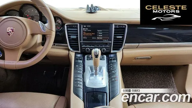 PORSCHE Panamera 4.8 4S 2010 — photo 14 sur 20