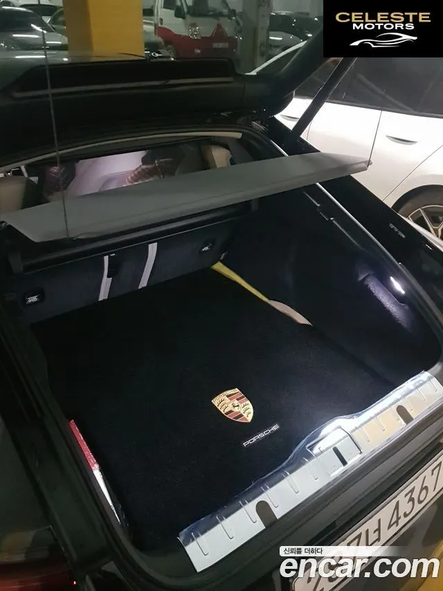 PORSCHE Panamera (971) 2.9 AWD E-High 2020 — photo 17 sur 20
