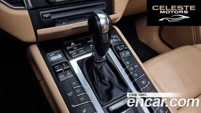 PORSCHE Macan 2.0 2017 — photo 9 sur 20