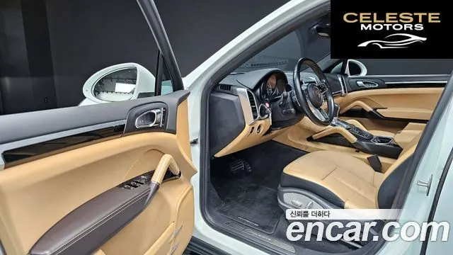 PORSCHE Cayenne 3.0 2016 — photo 11 sur 20