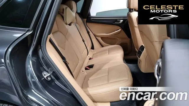 PORSCHE Macan 2.0 2017 — photo 12 sur 20