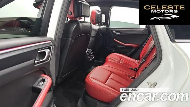 PORSCHE Macan 2.0 2018 — photo 12 sur 20