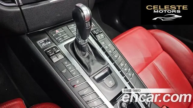 PORSCHE Macan 2.0 2018 — photo 9 sur 20