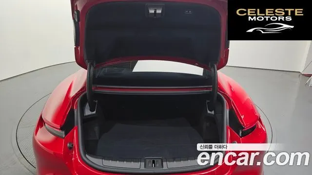 PORSCHE Taycan 2023 — photo 19 sur 26