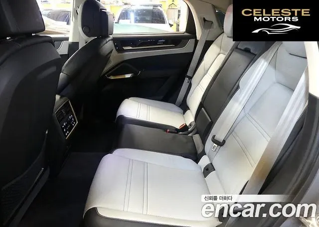PORSCHE Cayenne (PO536) 3.0 E-HighCoupé 2024 — photo 16 sur 26
