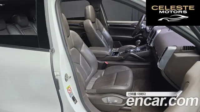 PORSCHE Cayenne 3.0 2016 — photo 12 sur 20