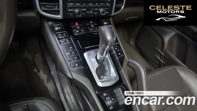 PORSCHE Cayenne 3.0 2016 — photo 9 sur 20