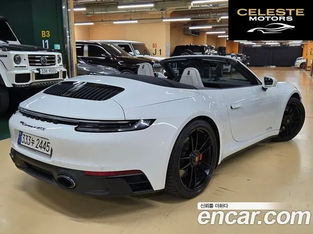 PORSCHE 911 (992) Carrera 4 GTS Cabriolet 2023 — photo 16 sur 26