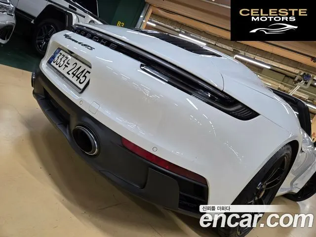 PORSCHE 911 (992) Carrera 4 GTS Cabriolet 2023 — photo 17 sur 26