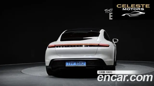 PORSCHE Taycan 4S 2023 — photo 4 sur 20