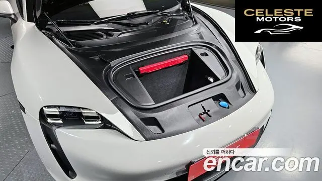 PORSCHE Taycan 4S 2023 — photo 6 sur 20