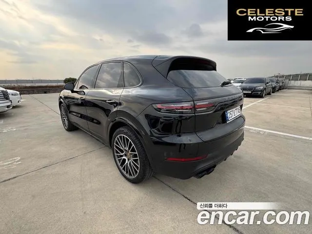 PORSCHE Cayenne (PO536) 3.0 Edition 2023 — photo 2 sur 20