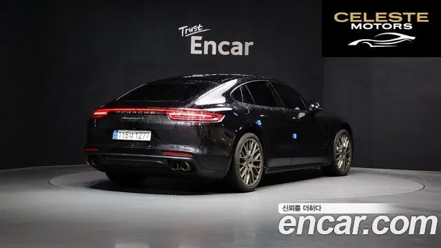 PORSCHE Panamera (971) 3.0 AWD 2018 — photo 2 sur 20