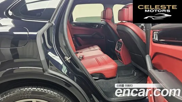 PORSCHE Cayenne (PO536) 3.0 2021 — photo 12 sur 20