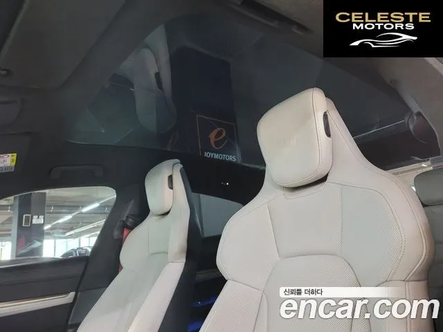 PORSCHE Taycan Turbo 2022 — photo 17 sur 26