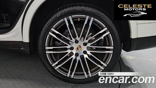 PORSCHE Cayenne 3.0 Edition 2017 — photo 5 sur 20