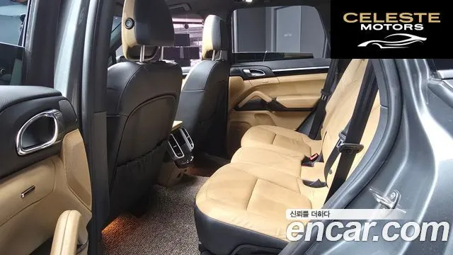 PORSCHE Cayenne 3.0 Edition 2014 — photo 13 sur 20