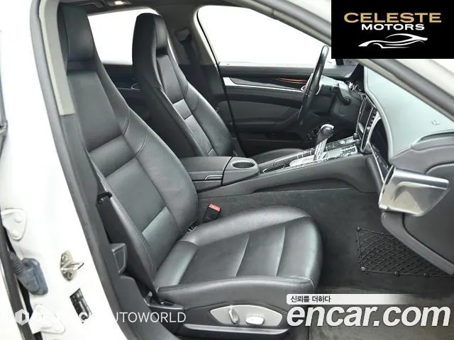 PORSCHE Panamera 3.0 2012 — photo 10 sur 26