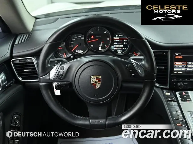 PORSCHE Panamera 3.0 2012 — photo 13 sur 26