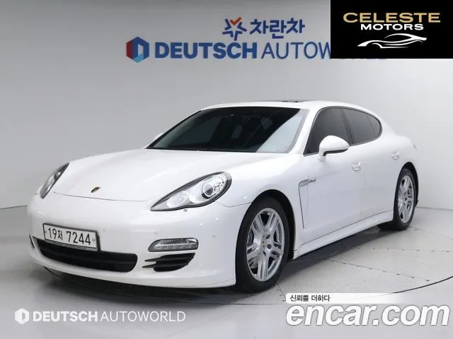 PORSCHE Panamera 3.0 2012 — photo 22 sur 26
