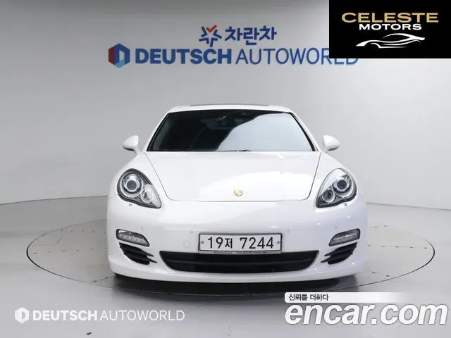 PORSCHE Panamera 3.0 2012 — photo 3 sur 26