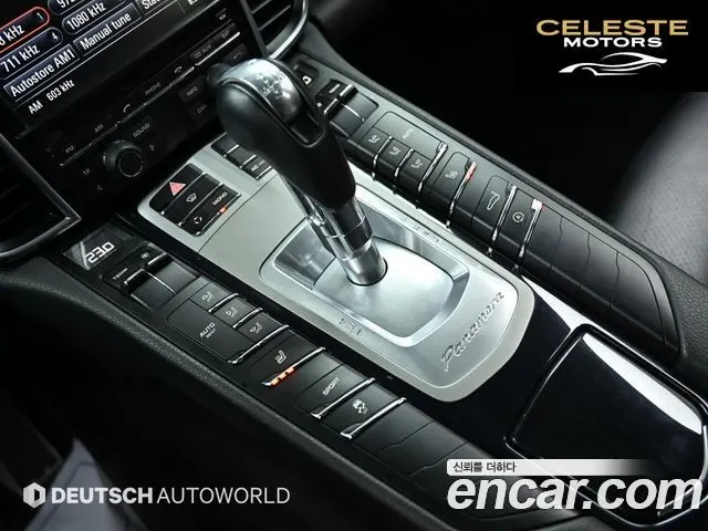 PORSCHE Panamera 3.0 2012 — photo 9 sur 26
