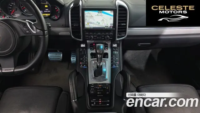 PORSCHE Cayenne 4.8 Turbo 2011 — photo 14 sur 20