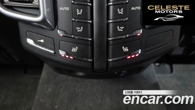 PORSCHE Cayenne 4.8 Turbo 2011 — photo 18 sur 20
