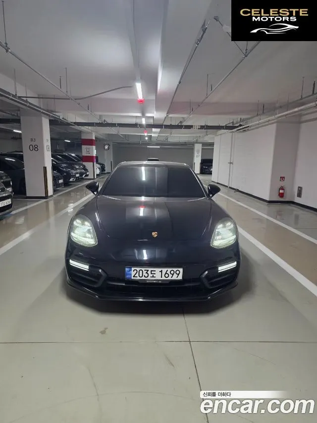 PORSCHE Panamera (971) 2.9 4S 2018 — photo 14 sur 17
