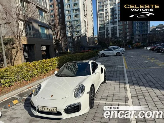 PORSCHE 911 Turbo S 2014 — photo 11 sur 12
