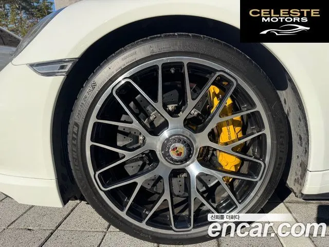 PORSCHE 911 Turbo S 2014 — photo 8 sur 12