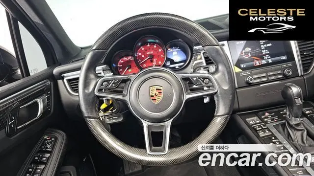 PORSCHE Macan 3.0 GTS 2018 — photo 13 sur 20